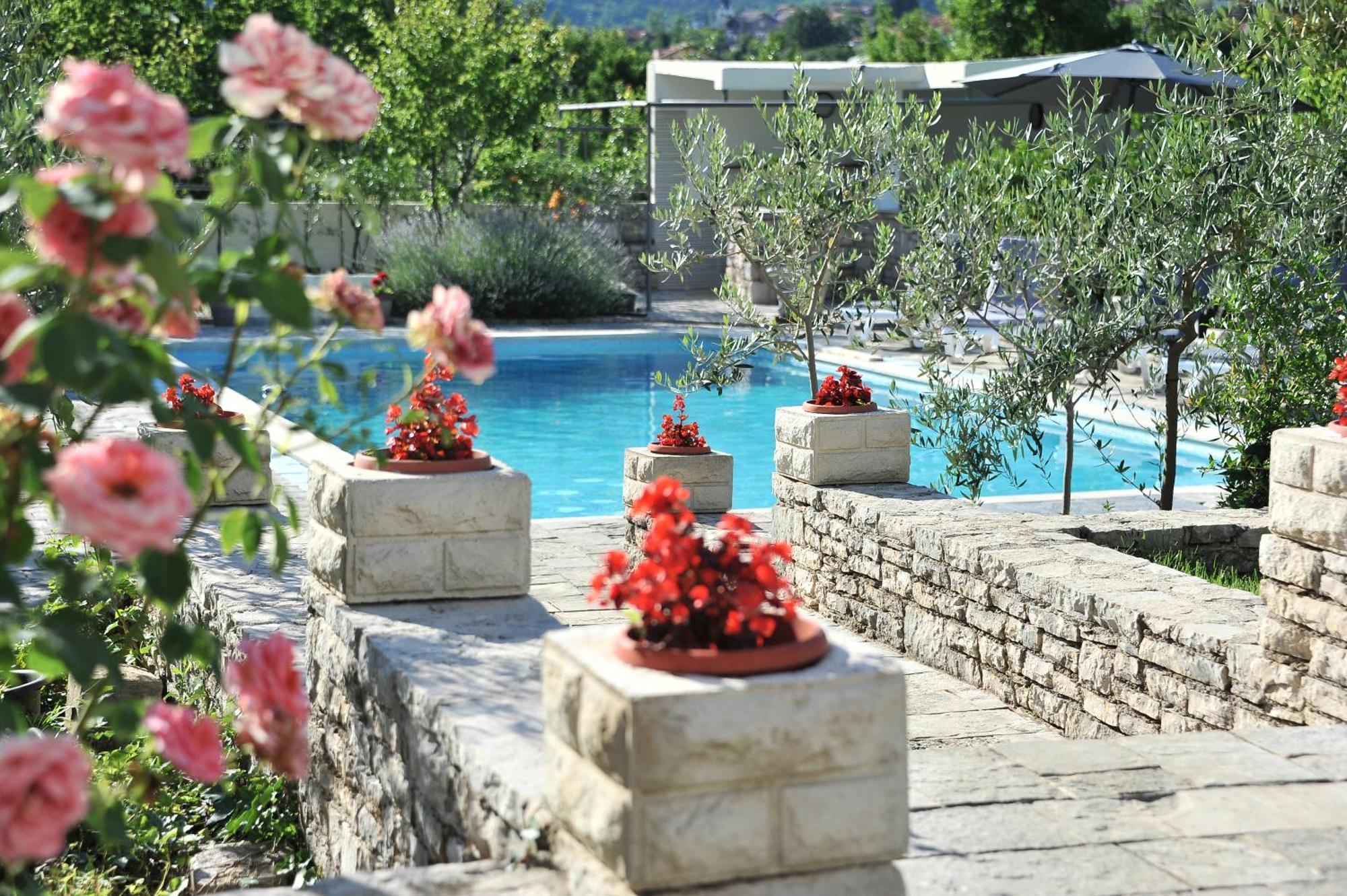 Апартаменты Pool House Maslina Мостар Экстерьер фото