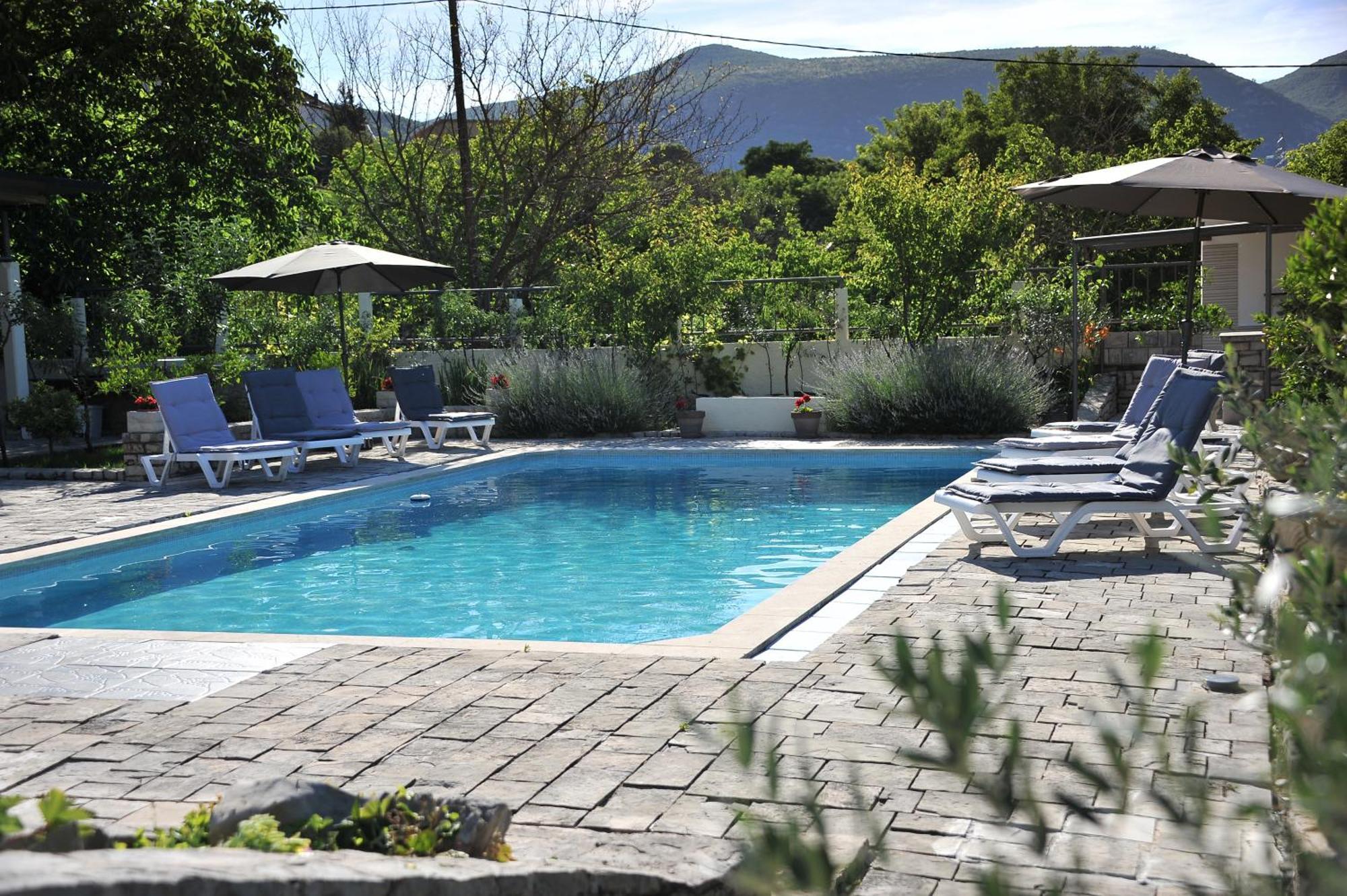 Апартаменты Pool House Maslina Мостар Экстерьер фото